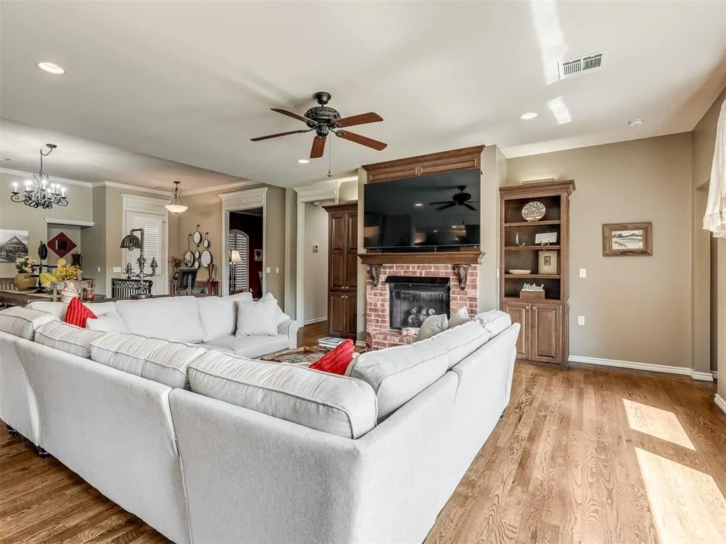 Photo 7 — 11104 Shoreside Drive, Oklahoma City, OK 73170
