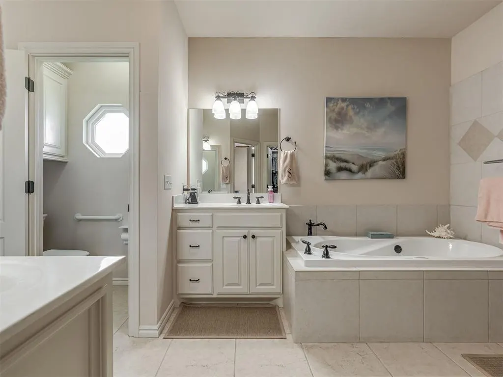 Photo 19 — 11104 Shoreside Drive, Oklahoma City, OK 73170