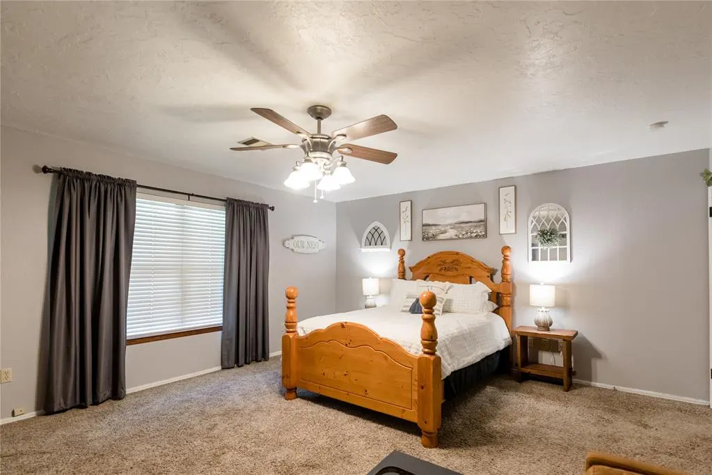 Photo 12 — 909 Jami Lane, Elk City, OK 73644