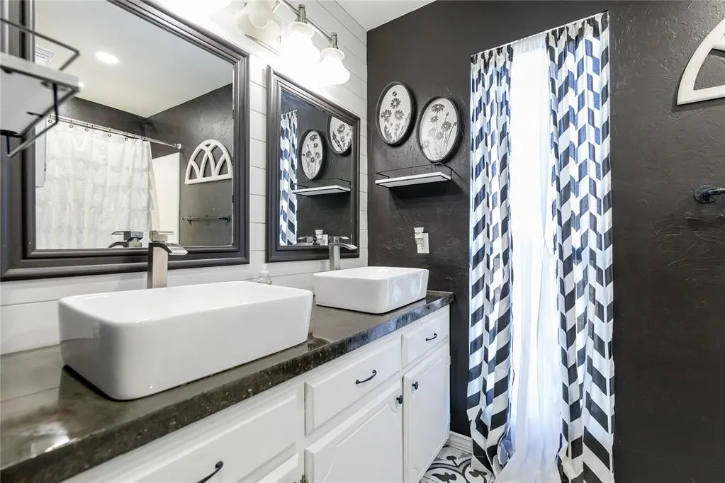 Photo 18 — 909 Jami Lane, Elk City, OK 73644
