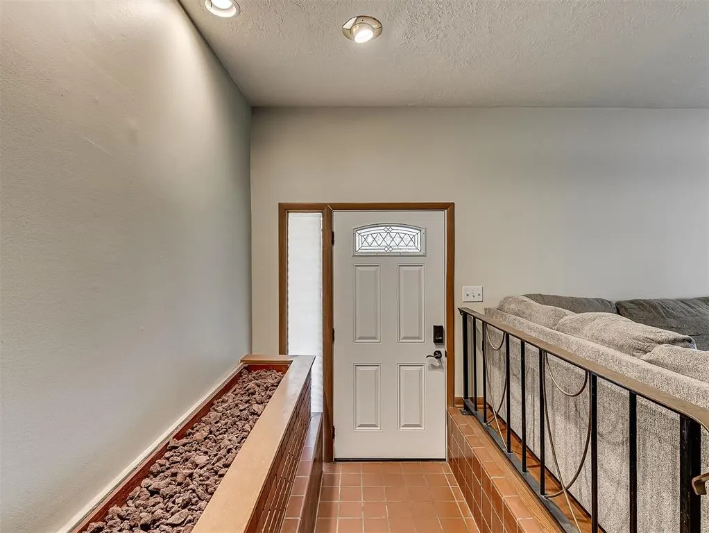 Photo 4 — 2616 Walnut Road, Norman, OK 73072