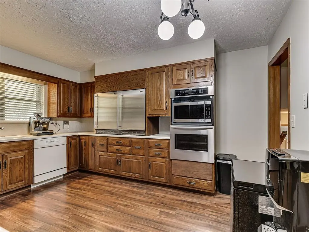 Photo 11 — 2616 Walnut Road, Norman, OK 73072