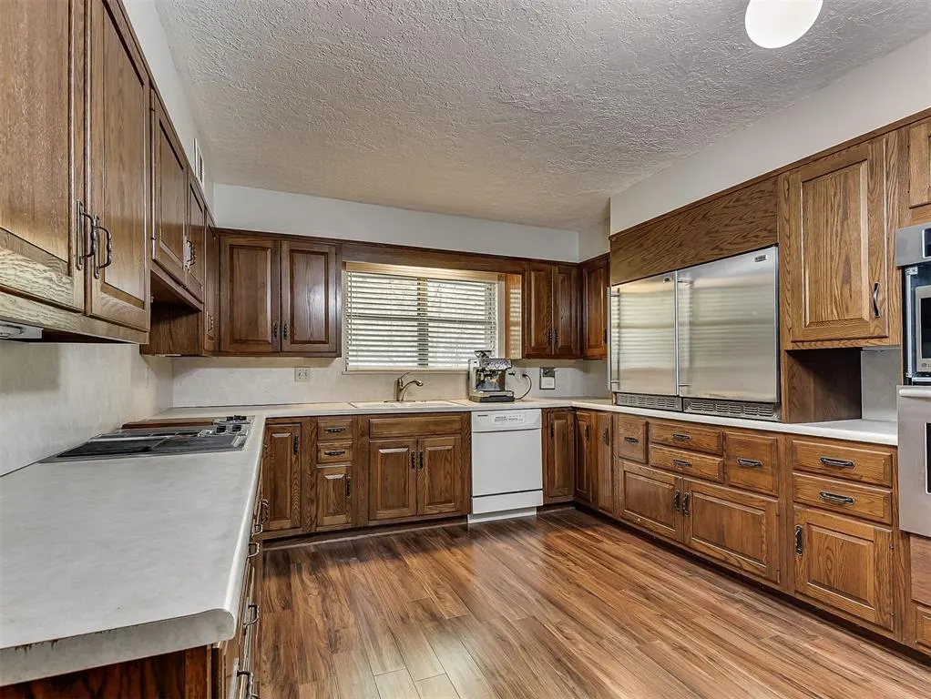Photo 12 — 2616 Walnut Road, Norman, OK 73072