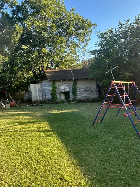 Photo 12 — 701 S 15th Street, Duncan, OK 73533