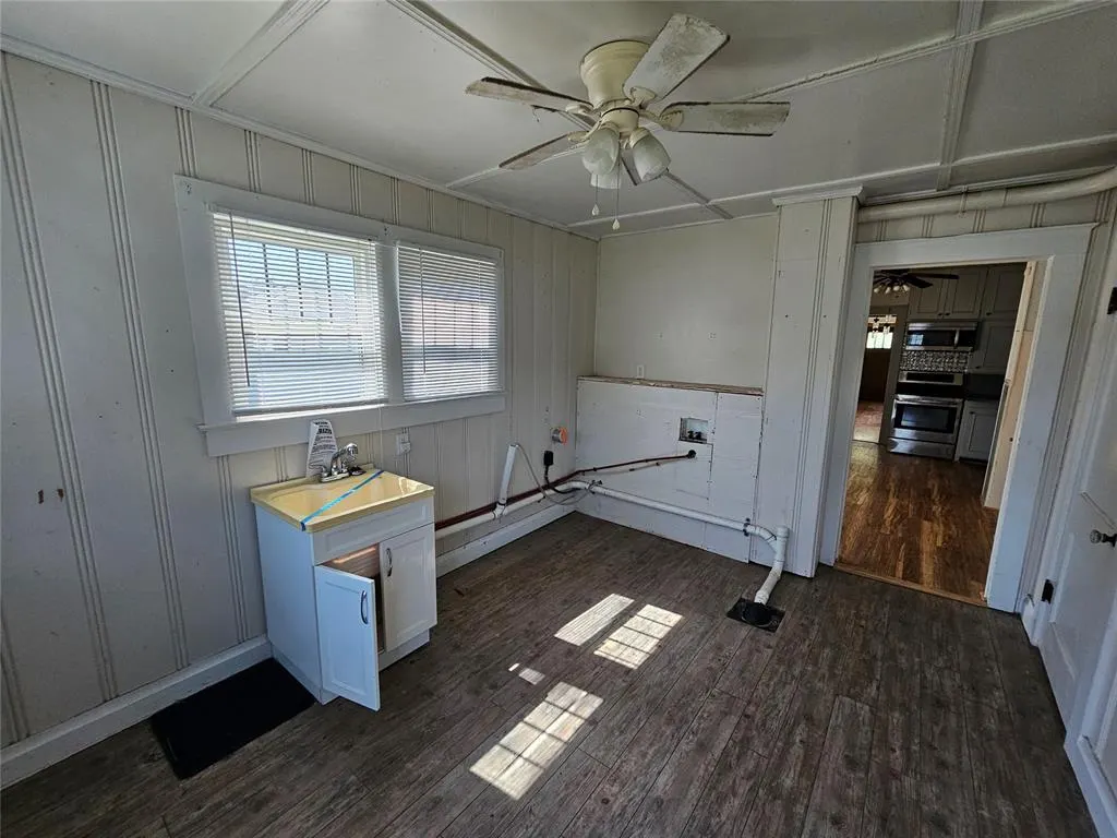 Photo 5 — 125 W Midland Street, Shawnee, OK 74804