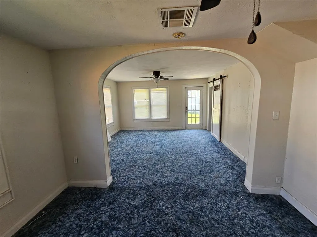 Photo 11 — 125 W Midland Street, Shawnee, OK 74804
