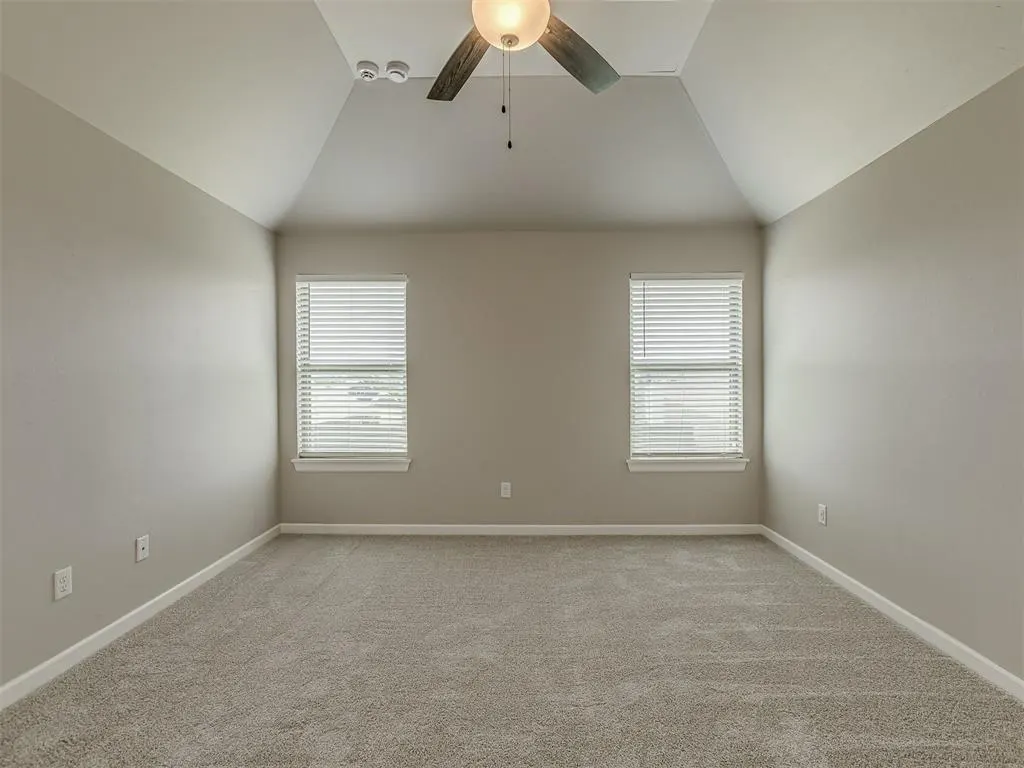 Photo 10 — 8300 Lambert Way, Edmond, OK 73034