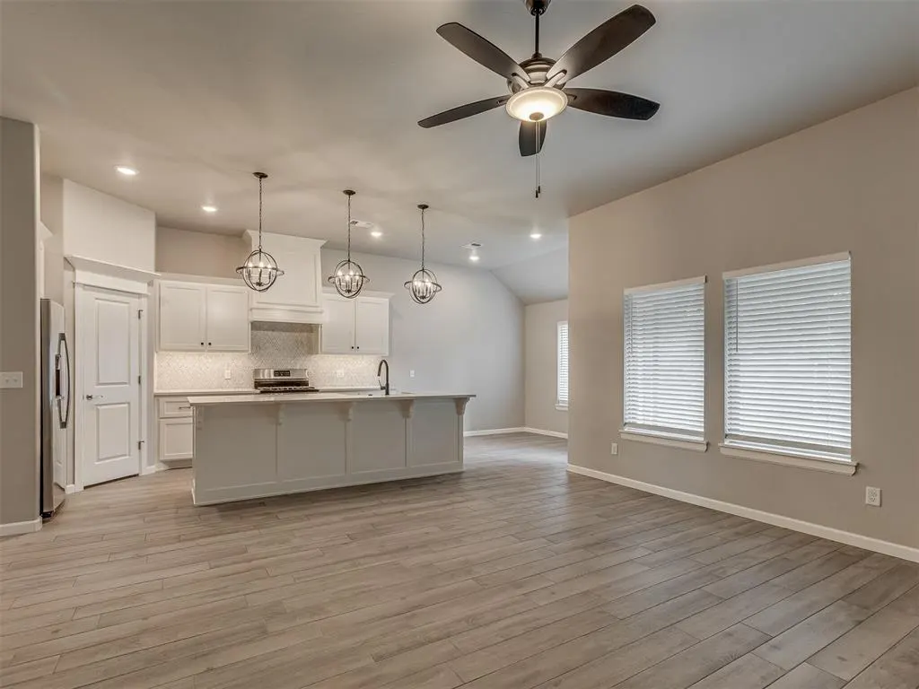 Photo 6 — 8525 Stark Street, Arcadia, OK 73007