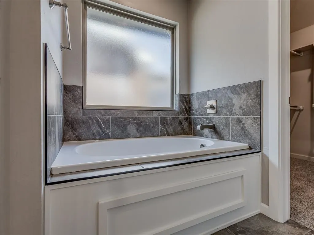Photo 14 — 8525 Stark Street, Arcadia, OK 73007