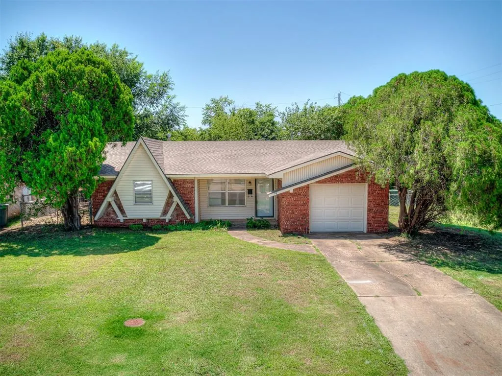 Photo 40 — 10 E 21st Street, Edmond, OK 73013