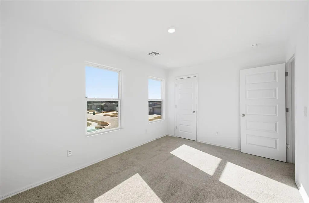 Photo 18 — 10032 Blackjack Road, Yukon, OK 73099