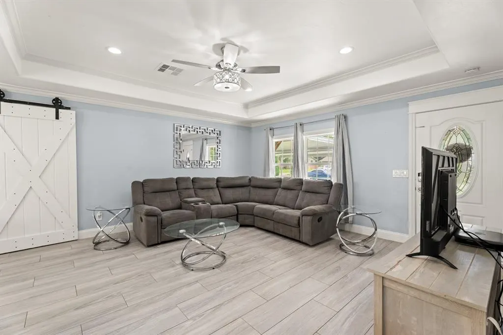 Photo 5 — 1303 N Carol Lane, Oklahoma City, OK 73127