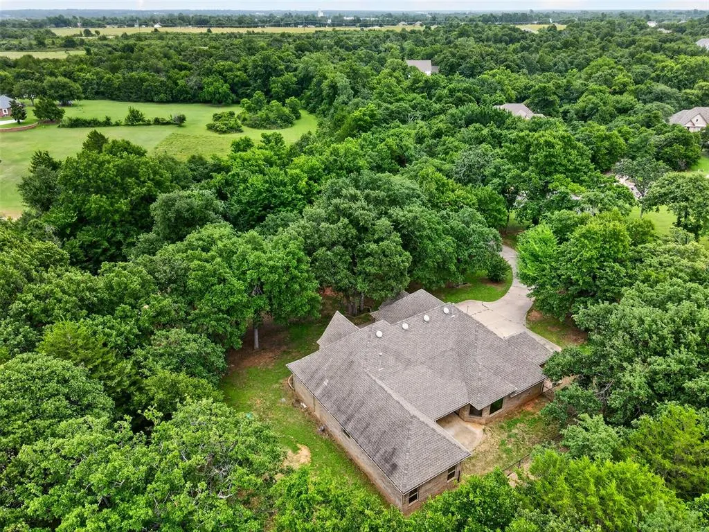 Photo 32 — 19416 Redbud Creek Circle, Harrah, OK 73045