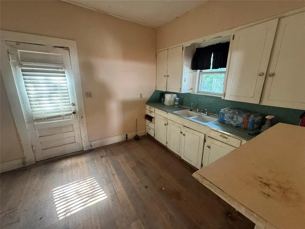 Photo 11 — 1316 E 9th Street, Shawnee, OK 74801