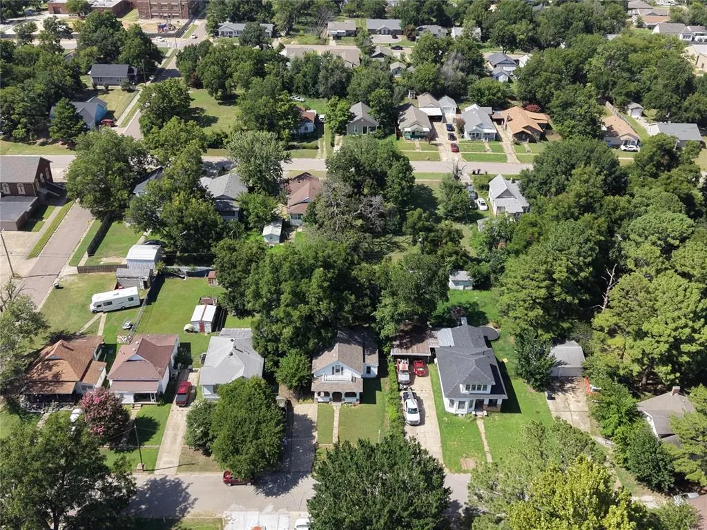 Photo 32 — 1316 E 9th Street, Shawnee, OK 74801
