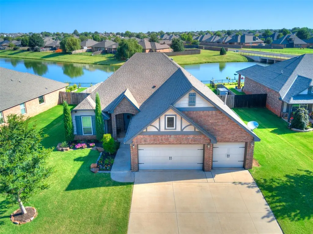 Front exterior — 4901 NW 155th Street, Edmond, OK 73013