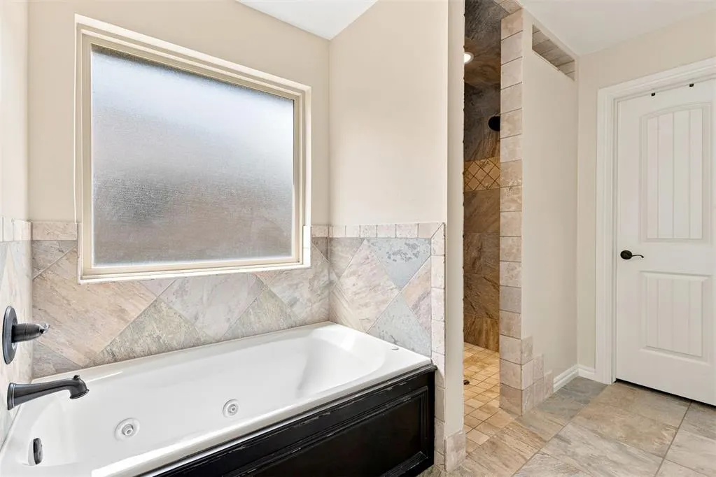 Photo 17 — 4901 NW 155th Street, Edmond, OK 73013