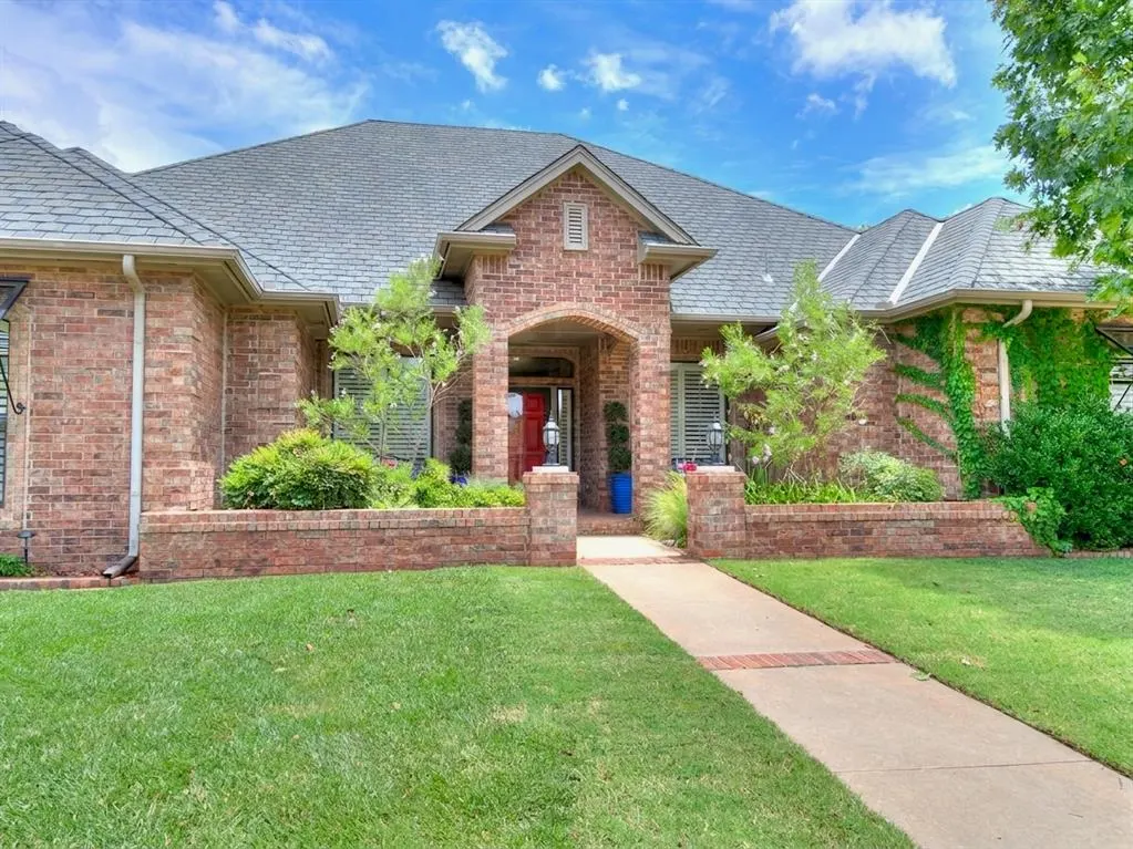 Photo 3 — 12608 N Cobblestone Parkway, Oklahoma City, OK 73142