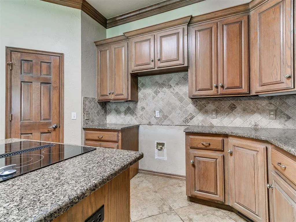 Photo 33 — 12608 N Cobblestone Parkway, Oklahoma City, OK 73142