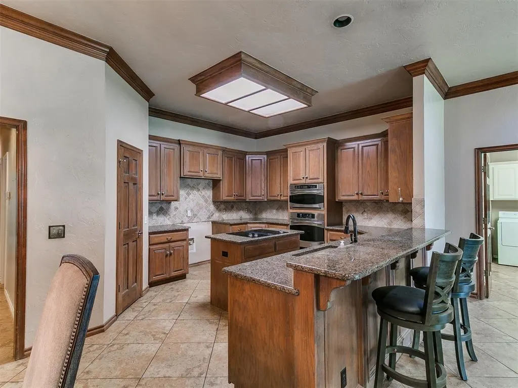 Photo 30 — 12608 N Cobblestone Parkway, Oklahoma City, OK 73142