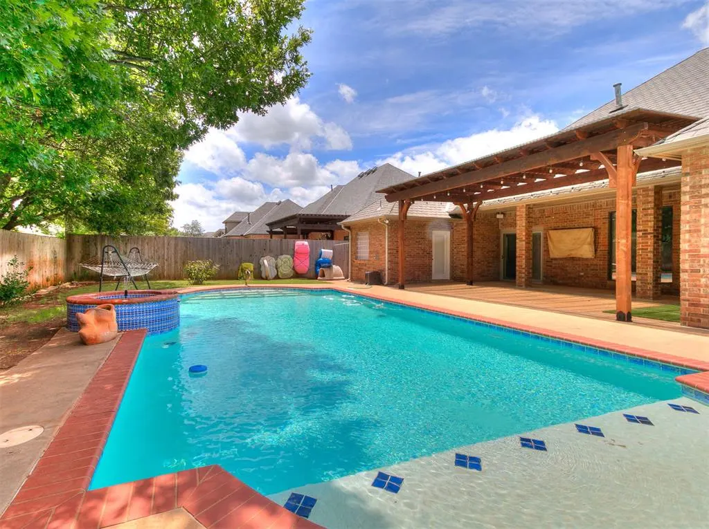 Photo 42 — 12608 N Cobblestone Parkway, Oklahoma City, OK 73142