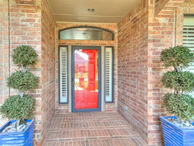 Photo 7 — 12608 N Cobblestone Parkway, Oklahoma City, OK 73142