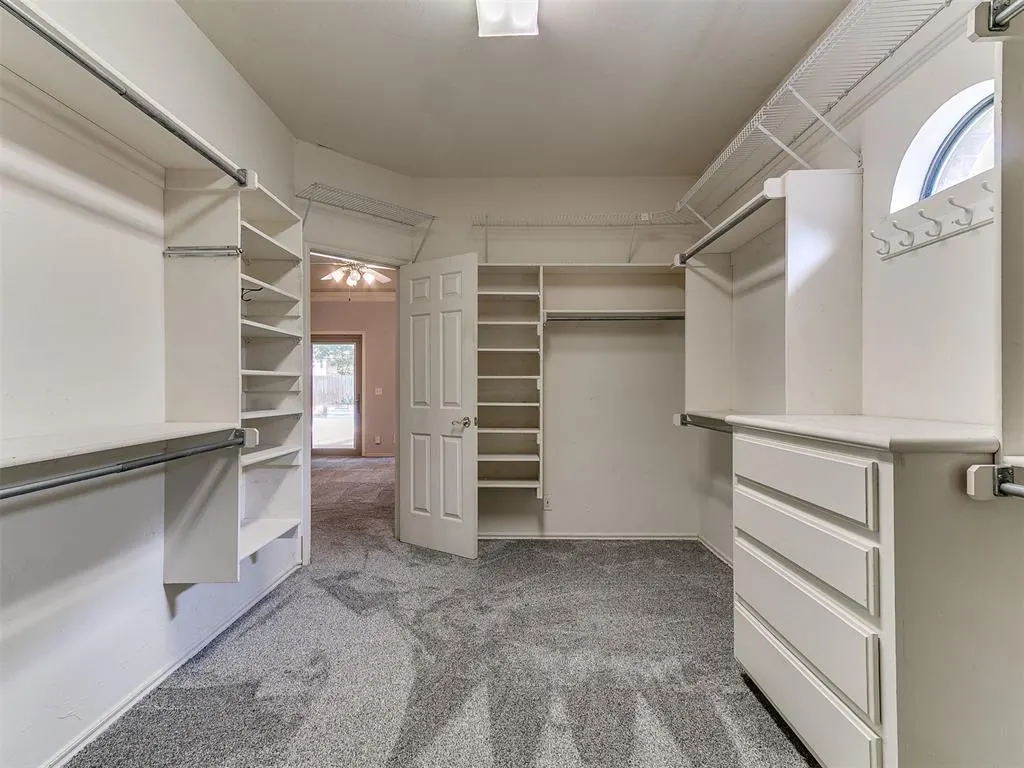 Photo 16 — 12608 N Cobblestone Parkway, Oklahoma City, OK 73142
