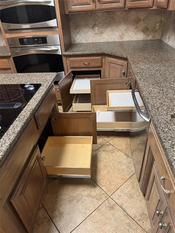 Photo 36 — 12608 N Cobblestone Parkway, Oklahoma City, OK 73142