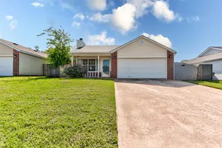 Sold home at 3005 Pinecrest Street