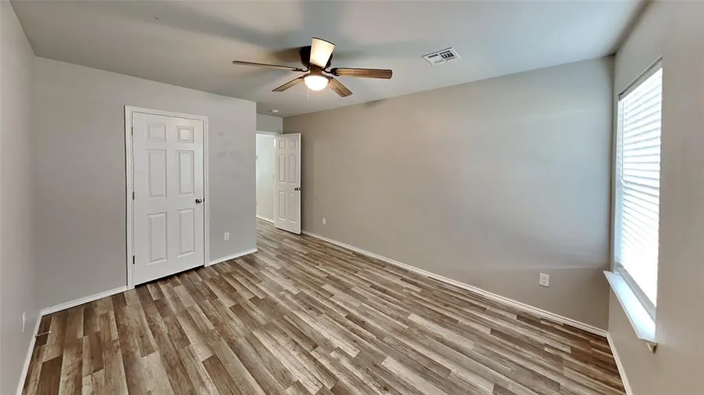 Photo 15 — 1901 W Autumn Way, Mustang, OK 73064
