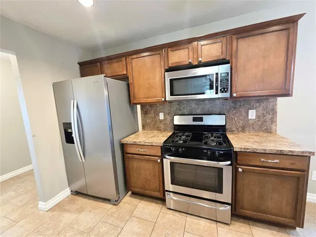 Photo 7 — 6117 Cielo Terrace, Oklahoma City, OK 73149