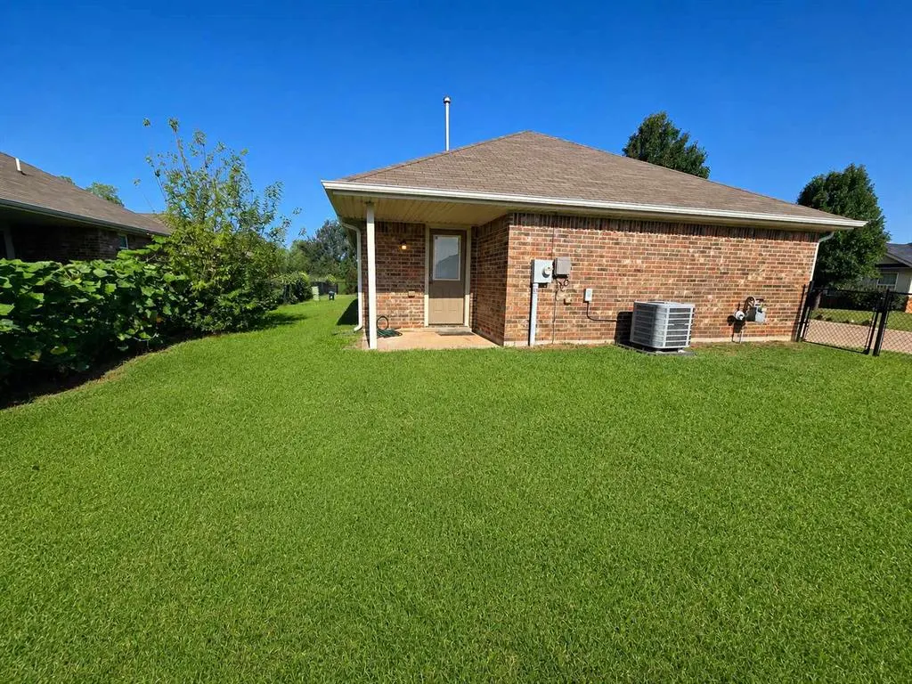 Photo 18 — 6117 Cielo Terrace, Oklahoma City, OK 73149