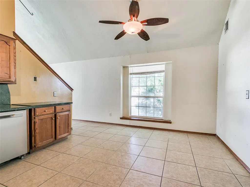 Photo 7 — 1405 SW 22nd Street, Oklahoma City, OK 73170