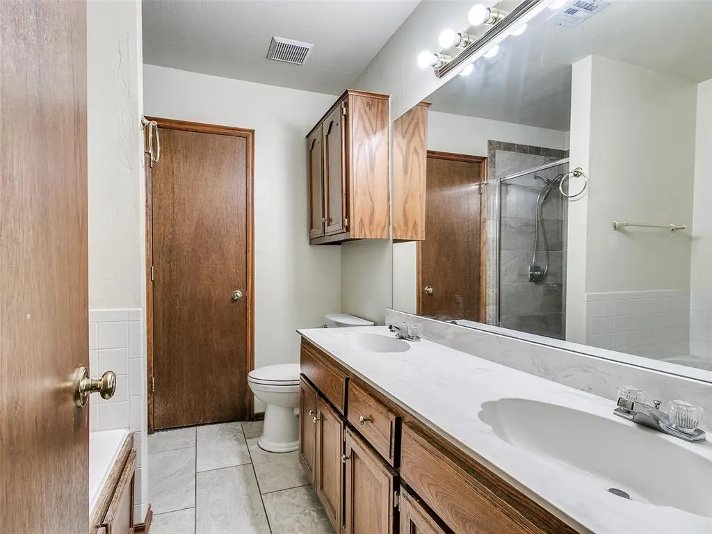 Photo 10 — 1405 SW 22nd Street, Oklahoma City, OK 73170
