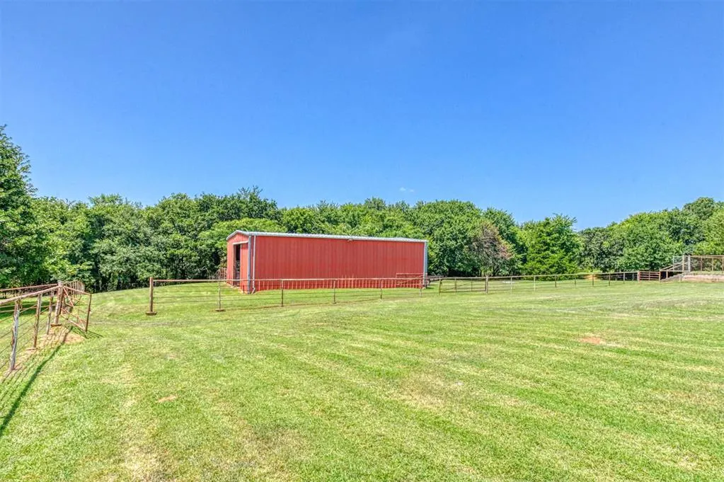 Photo 13 — 3400 NE 108th Avenue, Norman, OK 73026
