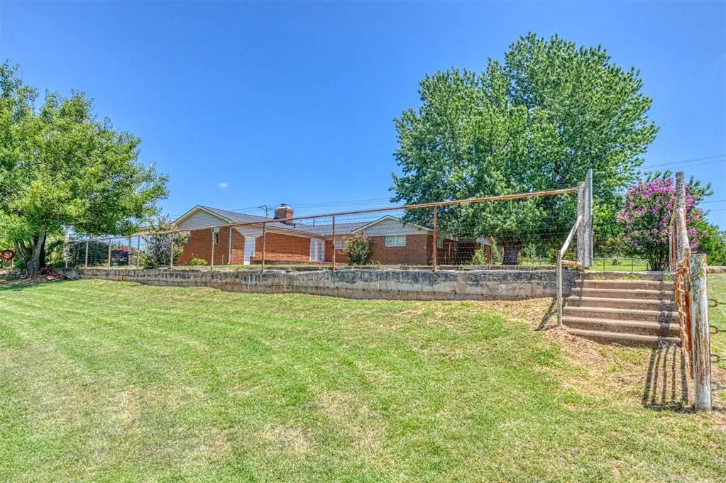 Photo 16 — 3400 NE 108th Avenue, Norman, OK 73026
