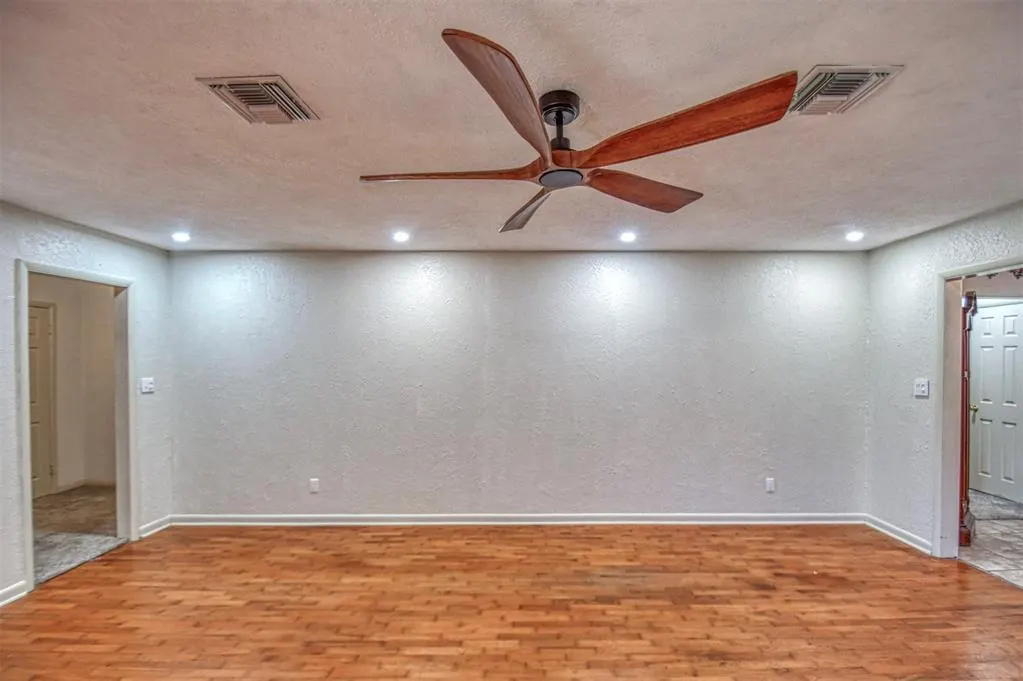 Photo 21 — 3400 NE 108th Avenue, Norman, OK 73026