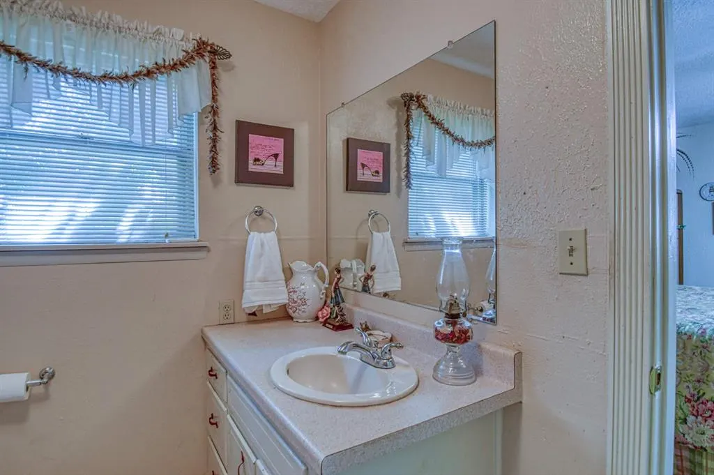 Photo 29 — 3400 NE 108th Avenue, Norman, OK 73026