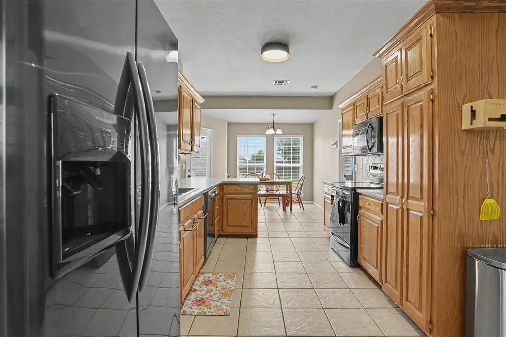 Photo 18 — 904 N Towne Circle, Altus, OK 73521