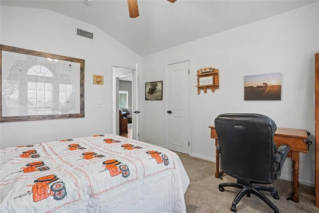 Photo 29 — 904 N Towne Circle, Altus, OK 73521