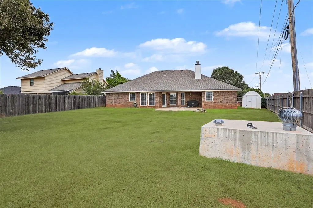 Photo 39 — 904 N Towne Circle, Altus, OK 73521