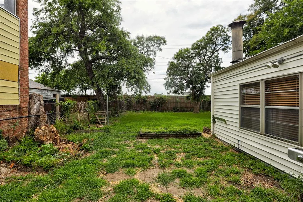 Photo 47 — 2304 NW 25th Street, Oklahoma City, OK 73107