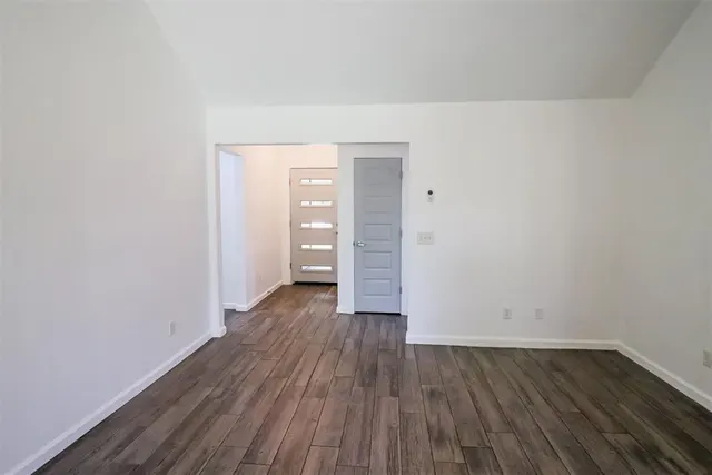 Photo 4 — 6001 SE 8th Street, Oklahoma City, OK 73110