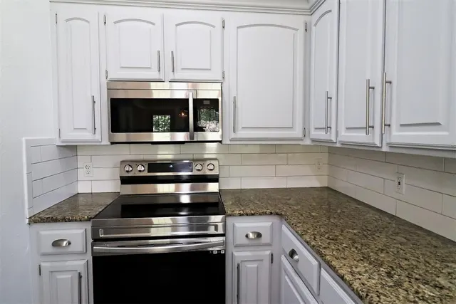 Photo 8 — 6001 SE 8th Street, Oklahoma City, OK 73110