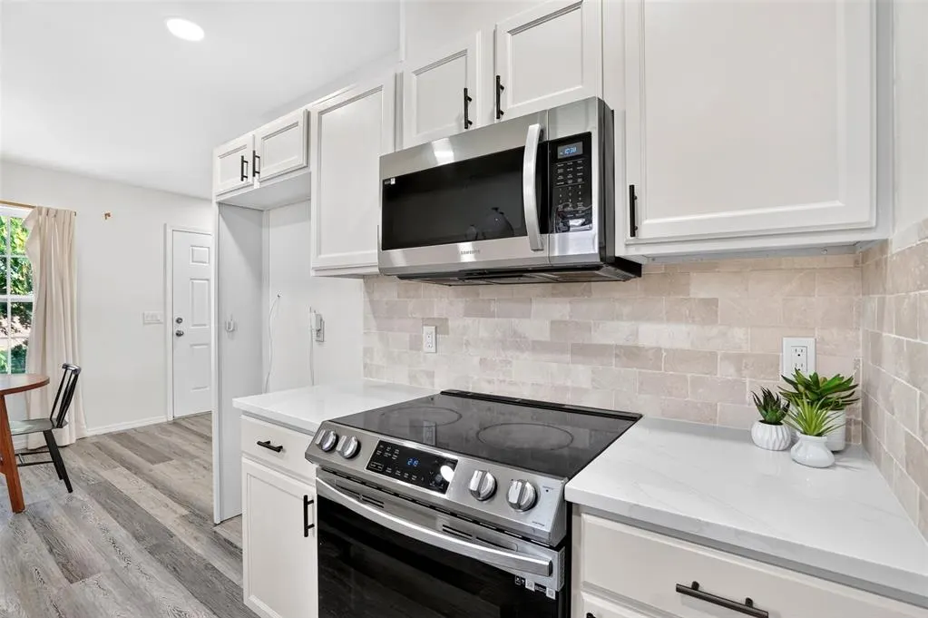 Photo 13 — 8513 N Phillips Avenue, Oklahoma City, OK 73114