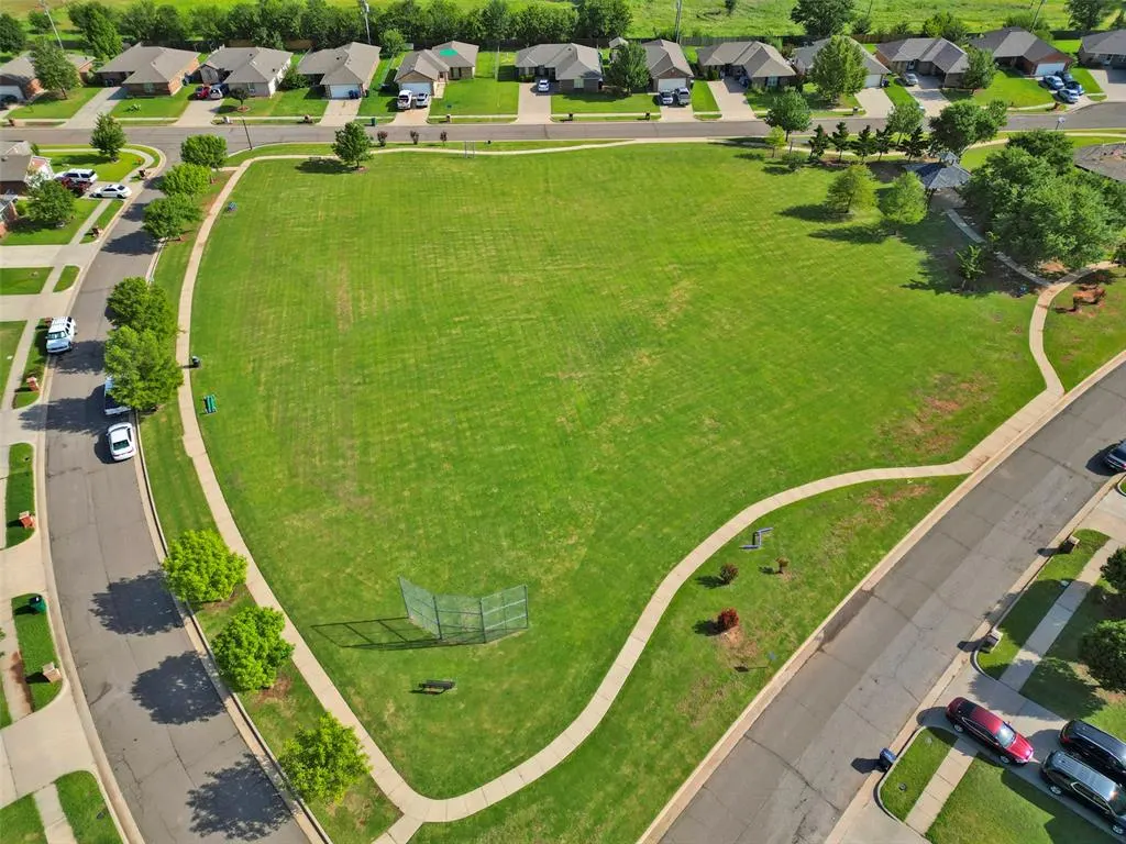 Photo 33 — 8513 N Phillips Avenue, Oklahoma City, OK 73114