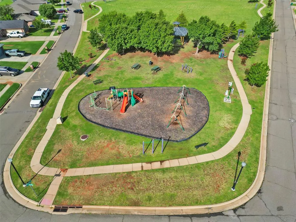 Photo 34 — 8513 N Phillips Avenue, Oklahoma City, OK 73114