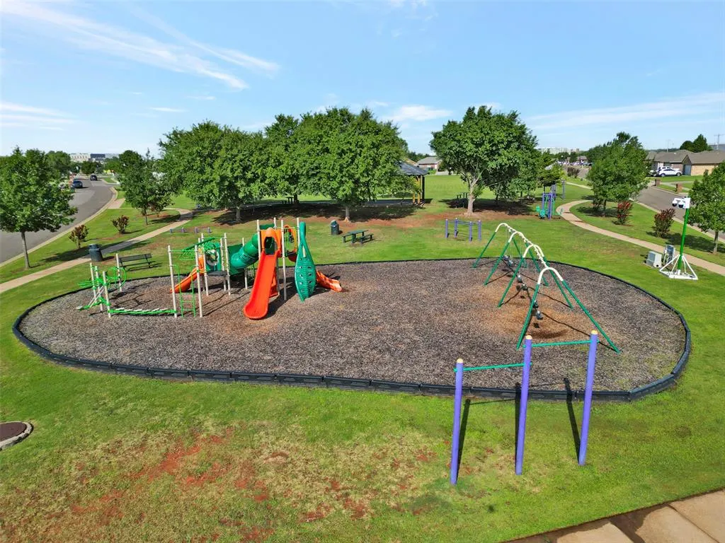 Photo 35 — 8513 N Phillips Avenue, Oklahoma City, OK 73114