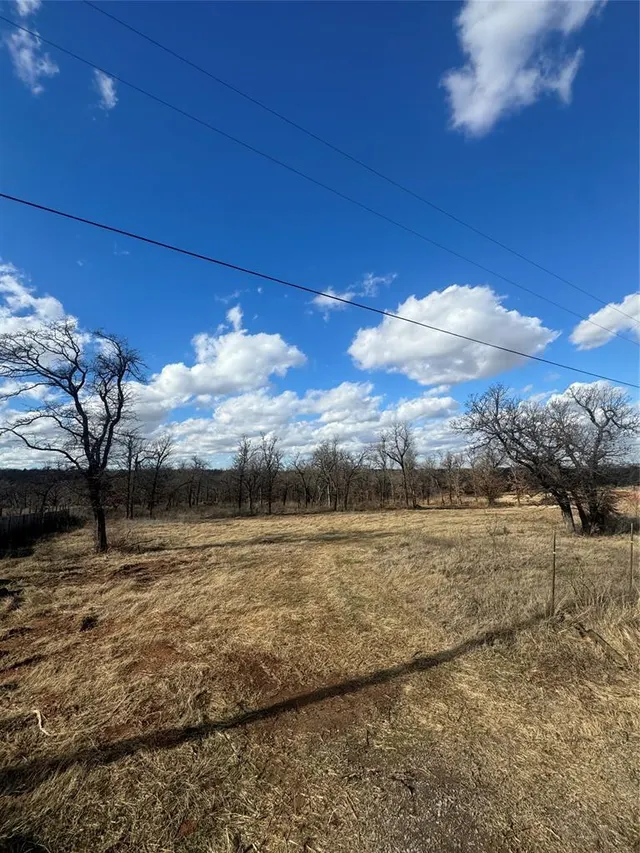 Photo 7 — 665 Autumn Woods Farm RD, Coyle, OK 73027