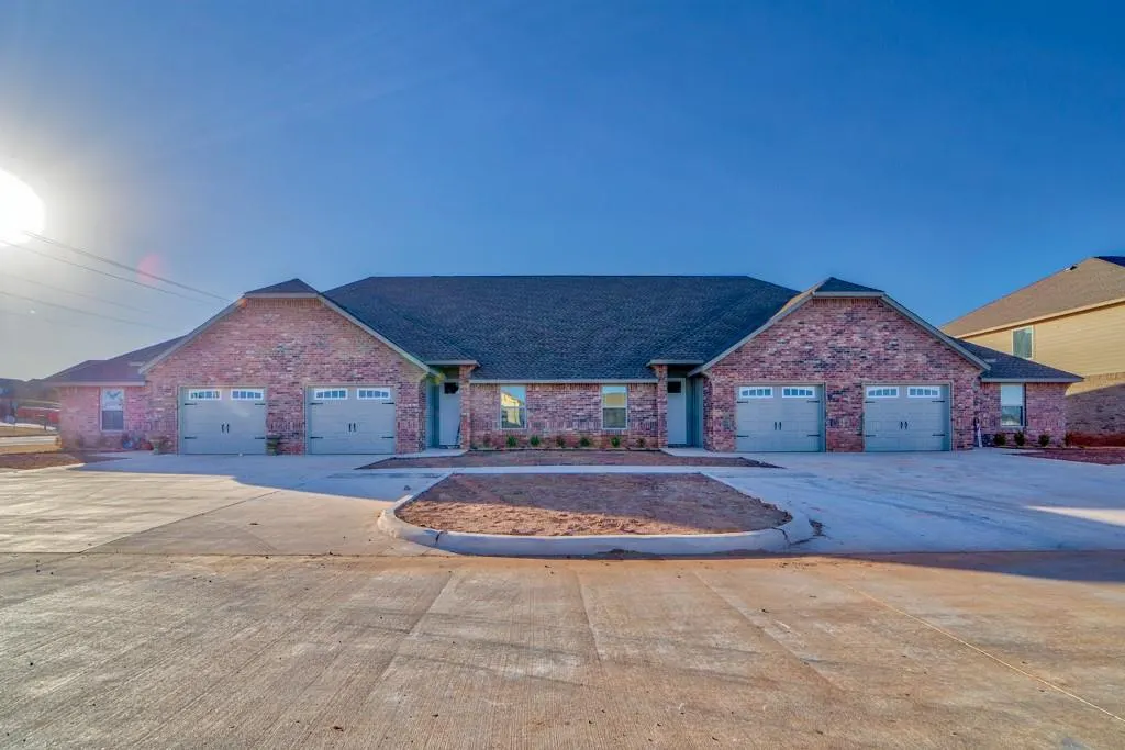 Front exterior — 1526 S 7th Street, Kingfisher, OK 73750